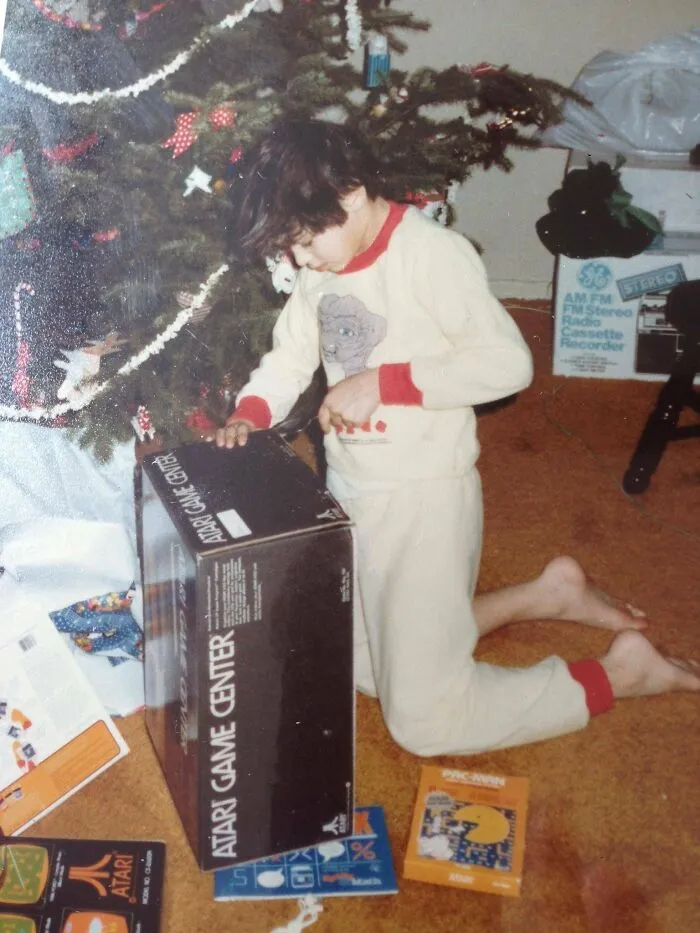 30 Pics Of The Most Popular Christmas Gifts In The '80s And '90s