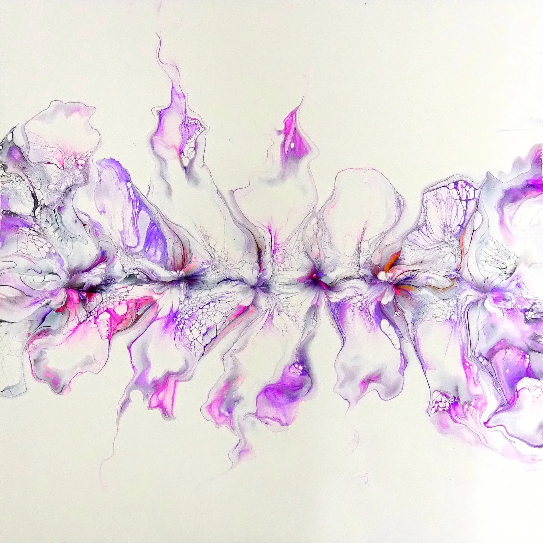 Balloon Dip And Webbing ~ Fluid Art Painting ~ #staycreative ~ Fiona Art