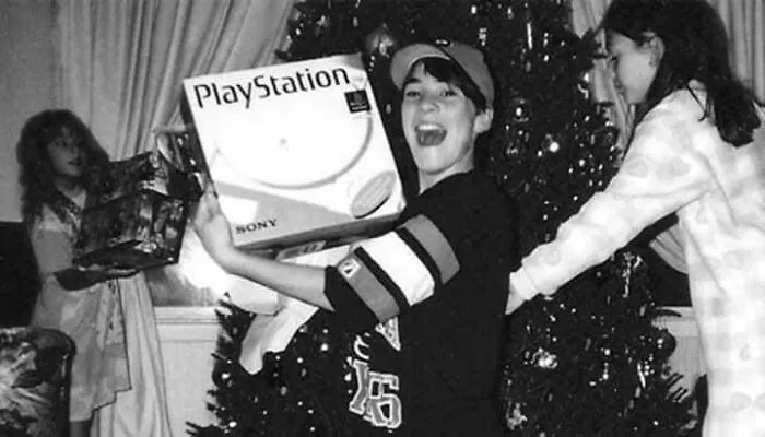 30 Pics Of The Most Popular Christmas Gifts In The '80s And '90s