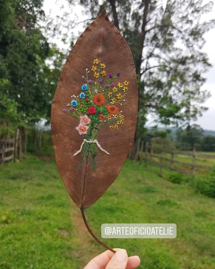 This Brazilian Artist Creates Unique Designs Of Embroidery On Fallen Leaves (109 Pics)