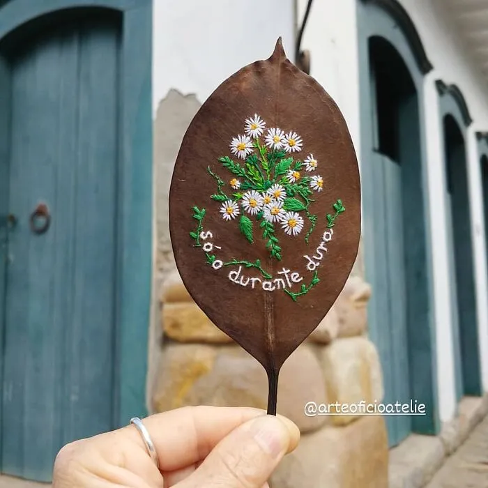 This Brazilian Artist Creates Unique Designs Of Embroidery On Fallen Leaves (109 Pics)