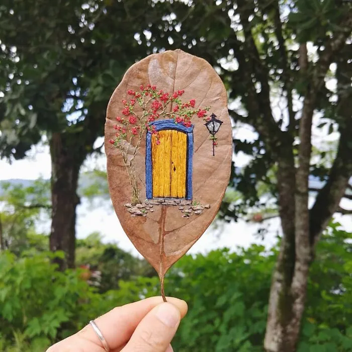 This Brazilian Artist Creates Unique Designs Of Embroidery On Fallen Leaves (109 Pics)