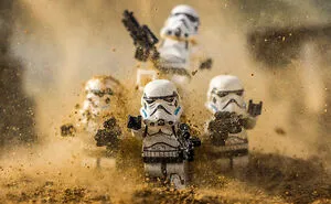 10 Photos Showcasing The Action Packed World Of LEGO Star Wars!