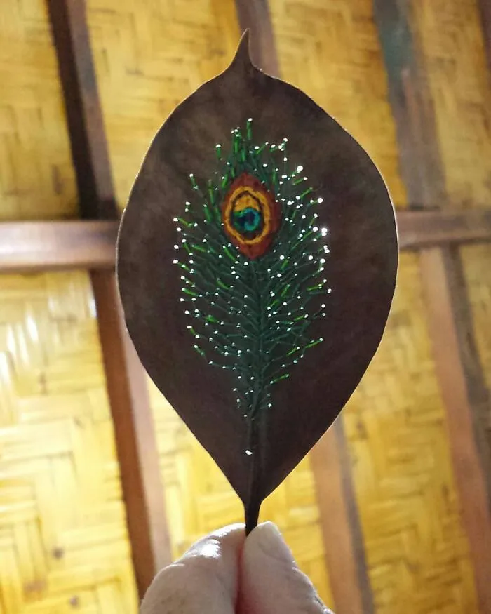 This Brazilian Artist Creates Unique Designs Of Embroidery On Fallen Leaves (109 Pics)