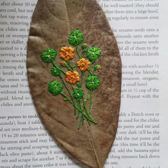 This Brazilian Artist Creates Unique Designs Of Embroidery On Fallen Leaves (109 Pics)