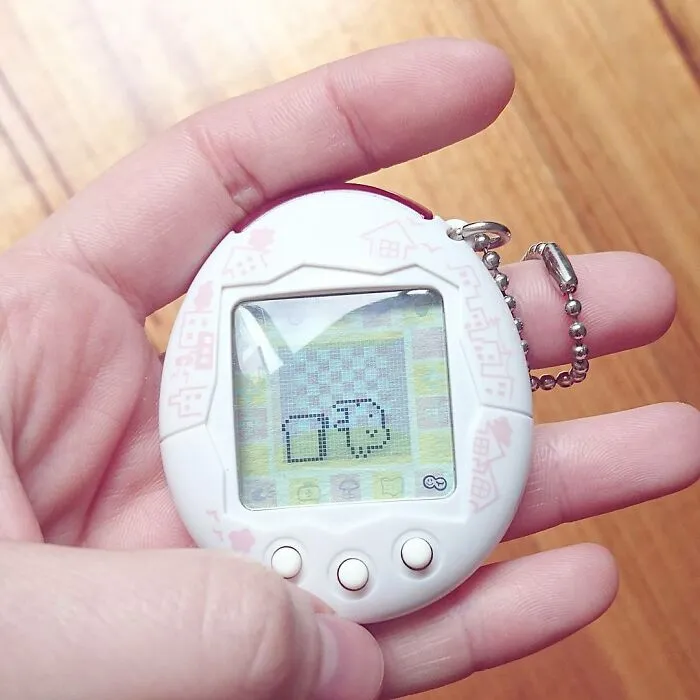 35 Random Facts That Show How Cruelly Fast Times Flies By