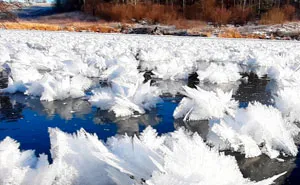 30 Of The Strangest Weather Occurrences In Russia Shared By This Twitter Account