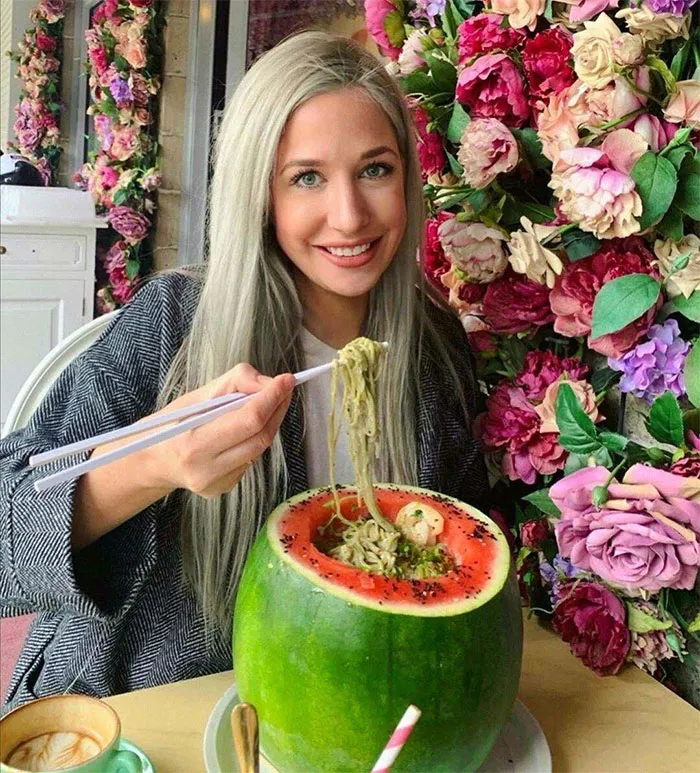 I'm Glad To See They Be Serving Ramen The Traditional Way