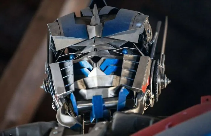 This Artist From Poland Uses Scrap Metal To Create These Fascinating Sculptures Inspired By Popular Movies (44 Pics)
