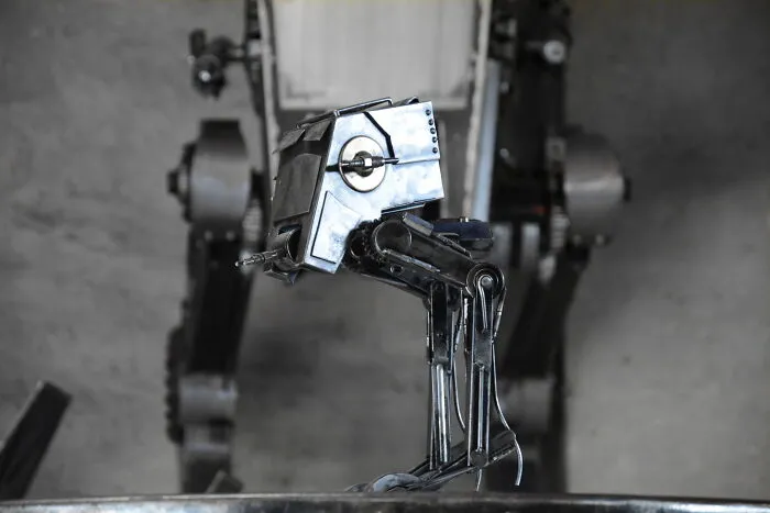 This Artist From Poland Uses Scrap Metal To Create These Fascinating Sculptures Inspired By Popular Movies (44 Pics)