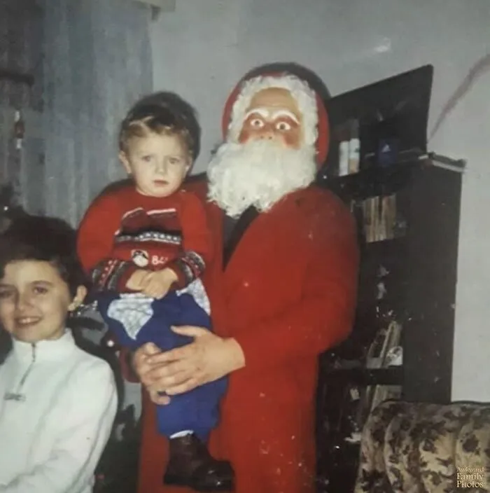Every Romanian Child's Christmas Summed Up In One Picture