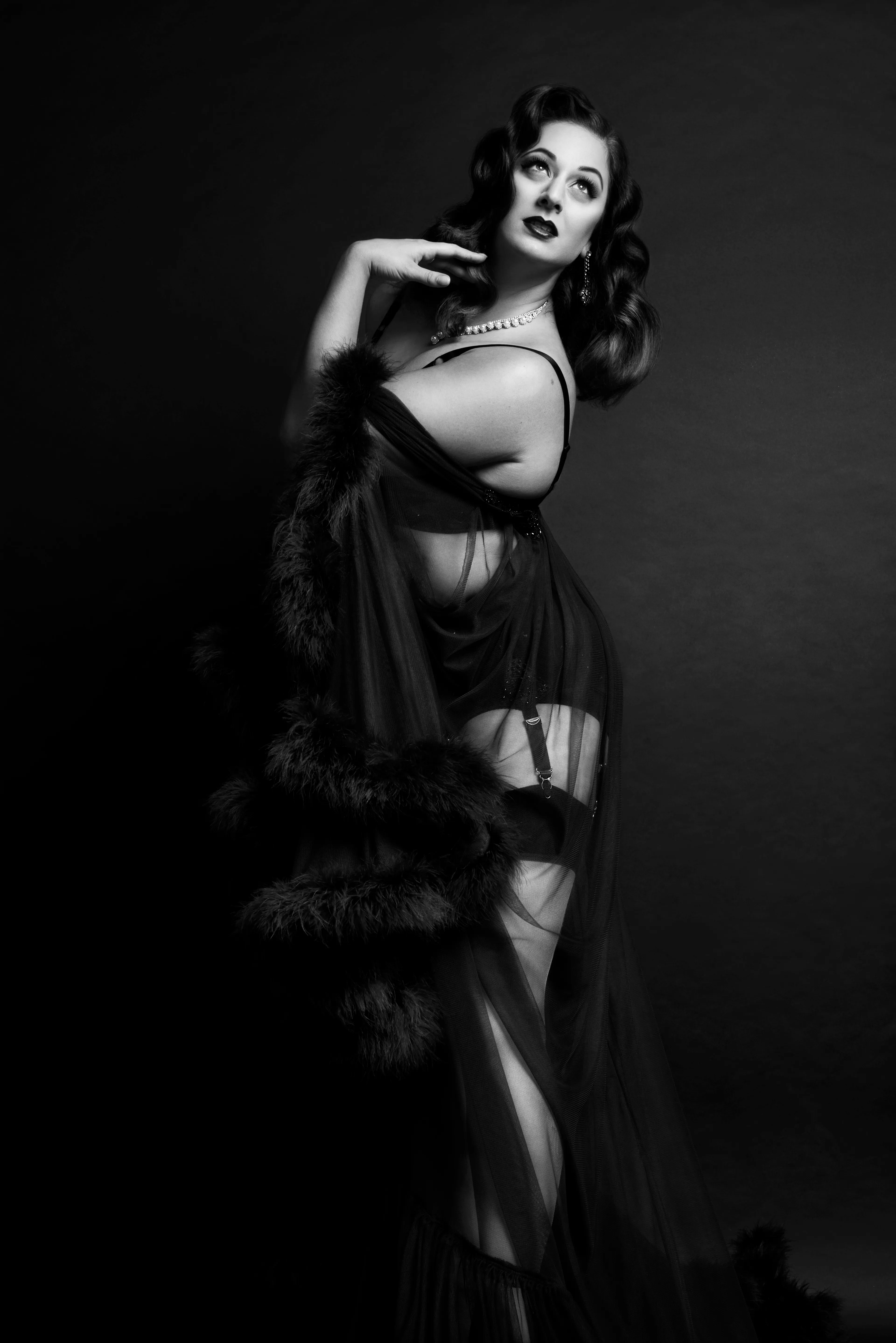 Seven Things You Might Not Know About The Art Of Burlesque, As Told By The London’s Burlesque Queen – Tempest Rose