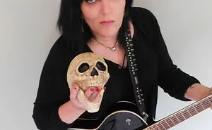 Debbie Lynn
