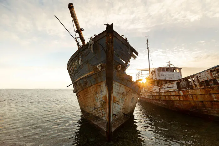 Ghost Ships, France