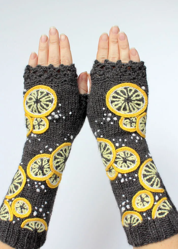 I Have Been Making Embroidered Gloves For Over 7 Years Now, Here Are My 40 Best Works