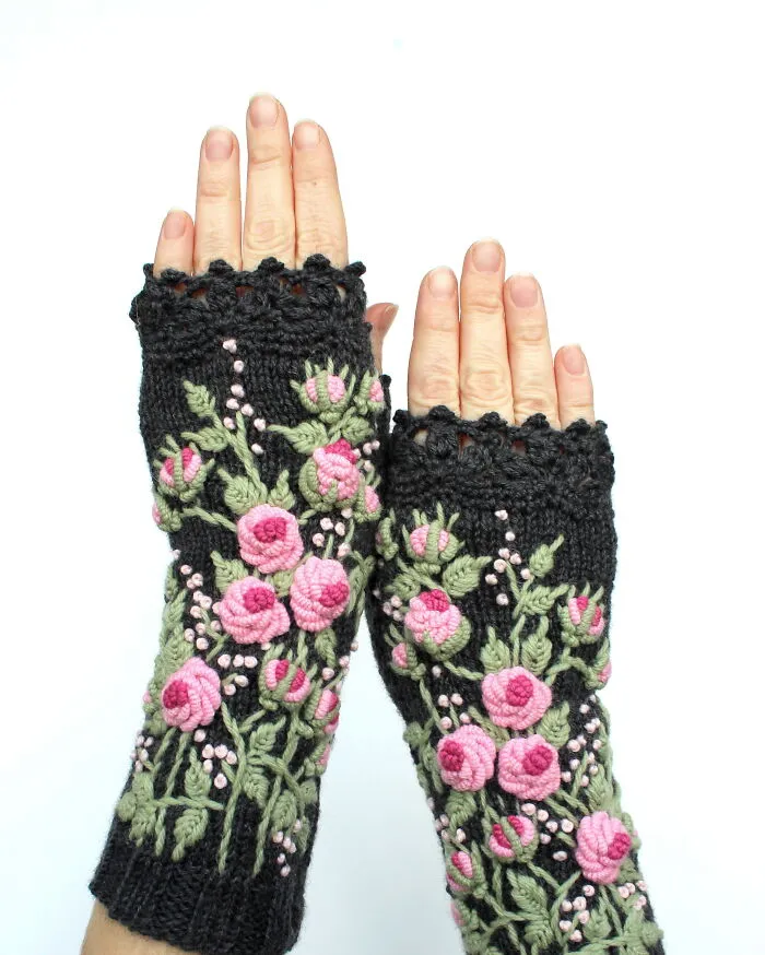 I Have Been Making Embroidered Gloves For Over 7 Years Now, Here Are My 40 Best Works