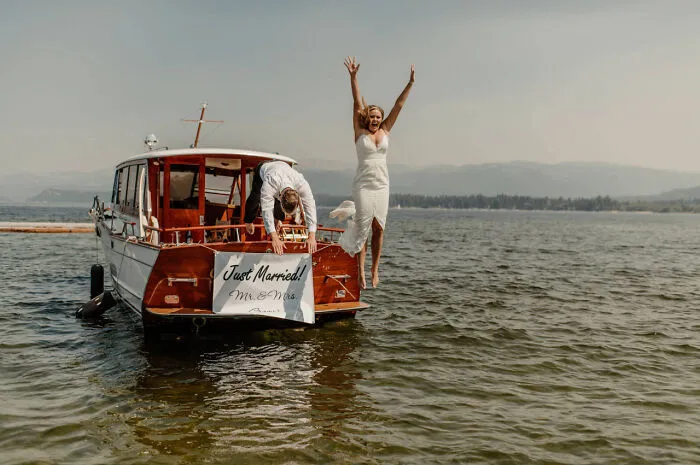 The Best Wedding Photos Of 2020 Have Just Been Announced, And Here Are The 30 Best Ones