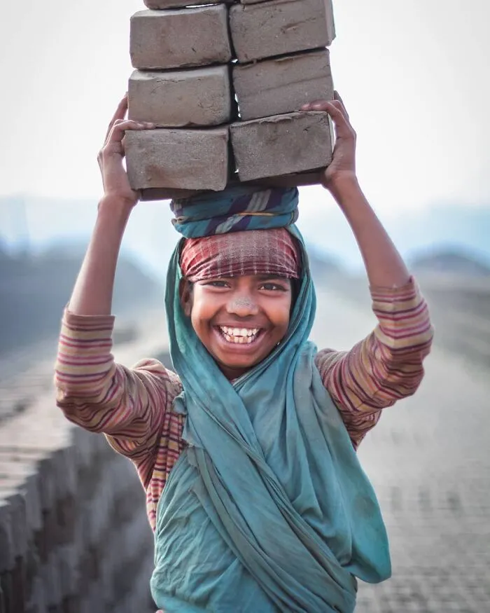 82 Portraits Of The Beautiful Bangladeshi People By Mou Aysha
