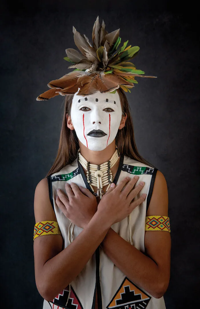 Chuugaa Hoewii (Redhawk), Tewa, Ohkay Owingeh