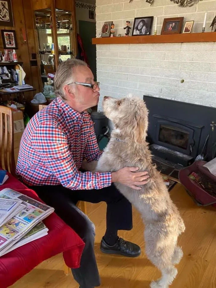 35 Of The Best Entries To The "GrandPawrents" Challenge In Which People Share Pics Of Parents With Their Pets