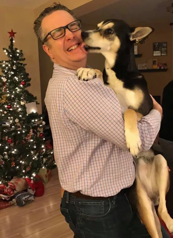35 Of The Best Entries To The "GrandPawrents" Challenge In Which People Share Pics Of Parents With Their Pets