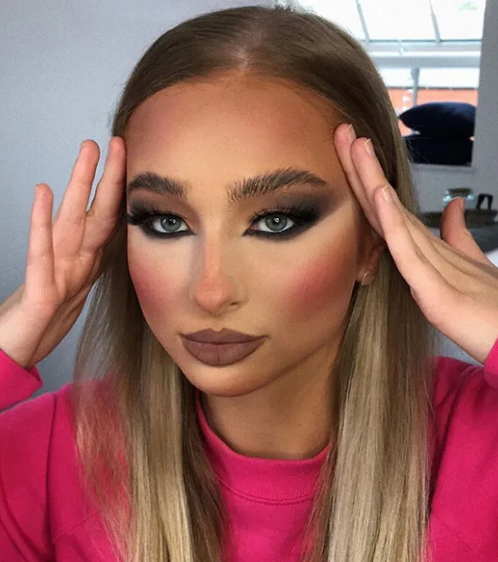 A Very Heavy Makeup Look