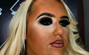 This Online Group Is Dedicated To Collecting Makeup Fails, And Here Are 40 Of The Worst Ones