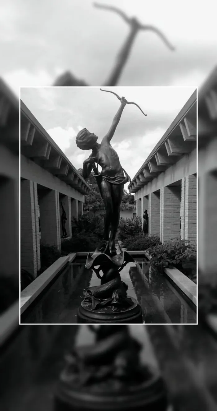 Statuary Art At Gardens Near Myrtle Beach.
