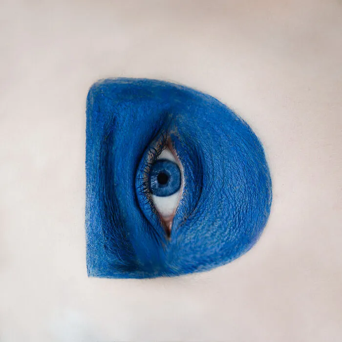 D