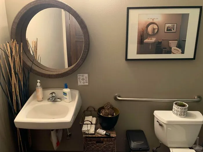 Bathroom At My Dentist Has A Picture Of The Bathroom At My Dentist Hanging On The Wall