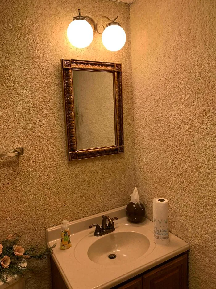 I Raise You Carpet Wall Bathroom