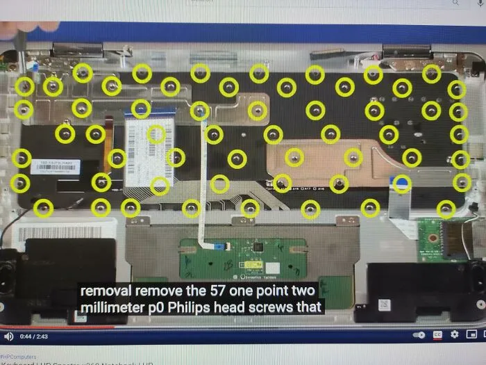 Para asegurar la máxima estabilidad del teclado, HP decidió que 57 tornillos era el número mágico para la X360