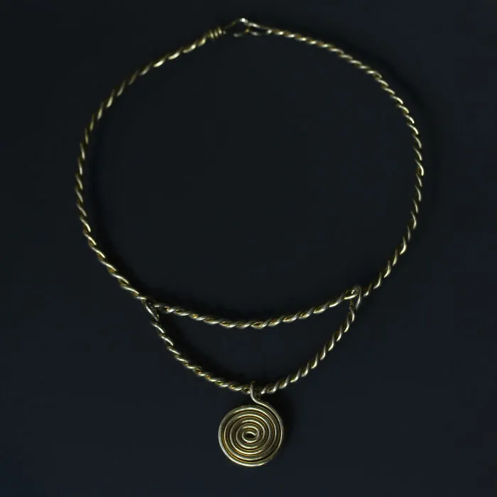 Torque With A Twisted Pendant