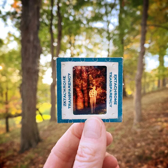 Photographer Uses Her Dad’s Old Slides To Create A Nostalgic Photo Series (31 Pics)