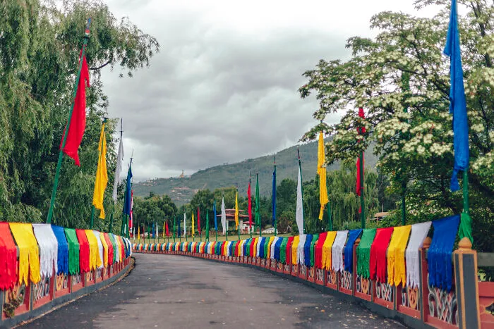 The Way To The Dzong