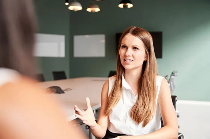 People Share Red Flags In Job Interviews That Say "Working Here Would Suck" (30 Answers)