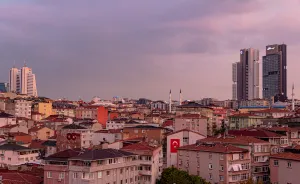 The Beauty Of Dealing With A Year Of Covid-19 Lockdown Directly From My Balcony (20 Pics)