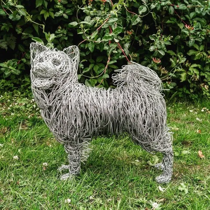 37 Incredible Animal Sculptures Created Out Of Galvanized Wire By This Norfolk-Based Artist