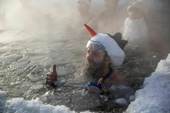 30 Pictures That Show How Unfathomably Cold It Is In Russia Right Now