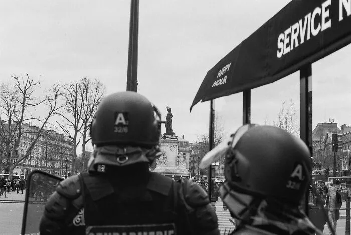 Analog Photo Made In Place De La République