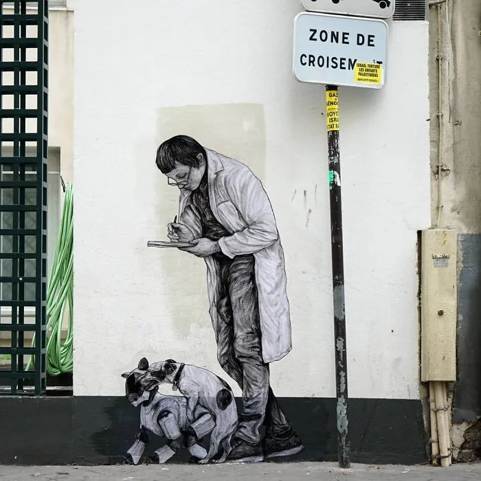 110 Street Art Pieces That This Artist Incorporated Into The Streets Of Paris