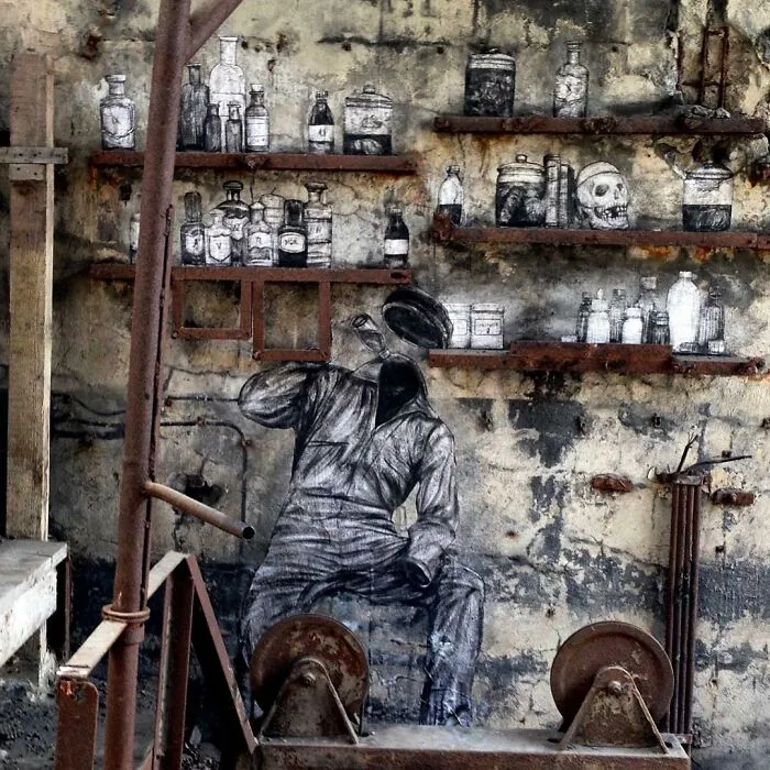 110 Street Art Pieces That This Artist Incorporated Into The Streets Of Paris