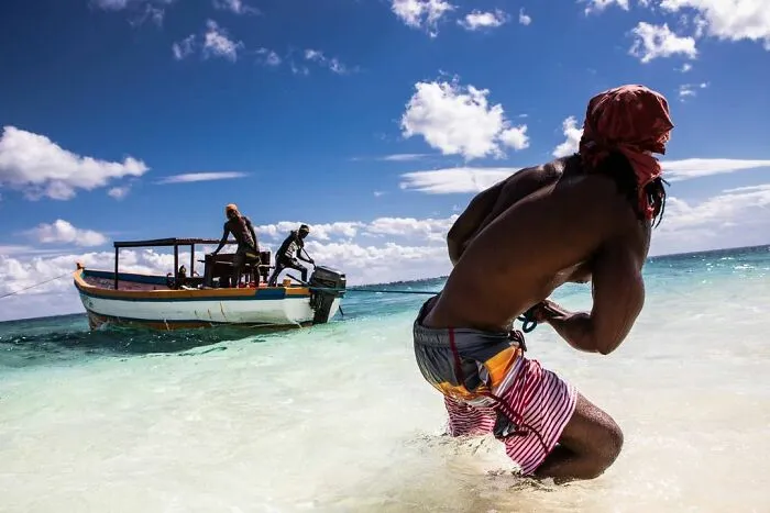 98 Photographs Showing The Radiance Of People Living In Mozambique, By Bruno Pedro