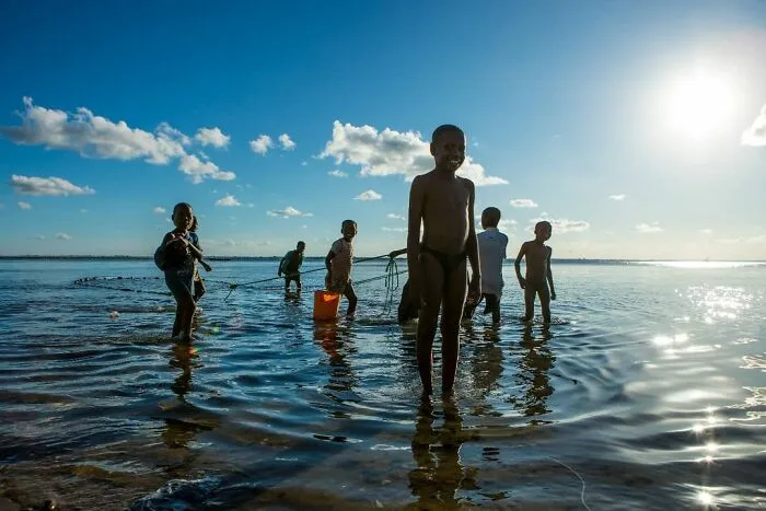98 Photographs Showing The Radiance Of People Living In Mozambique, By Bruno Pedro