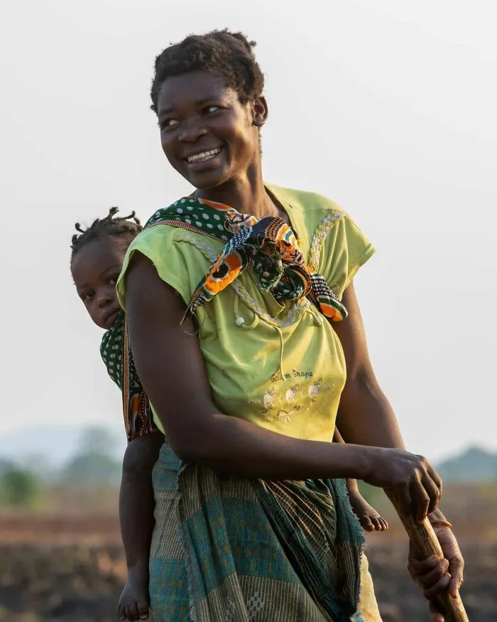 98 Photographs Showing The Radiance Of People Living In Mozambique, By Bruno Pedro