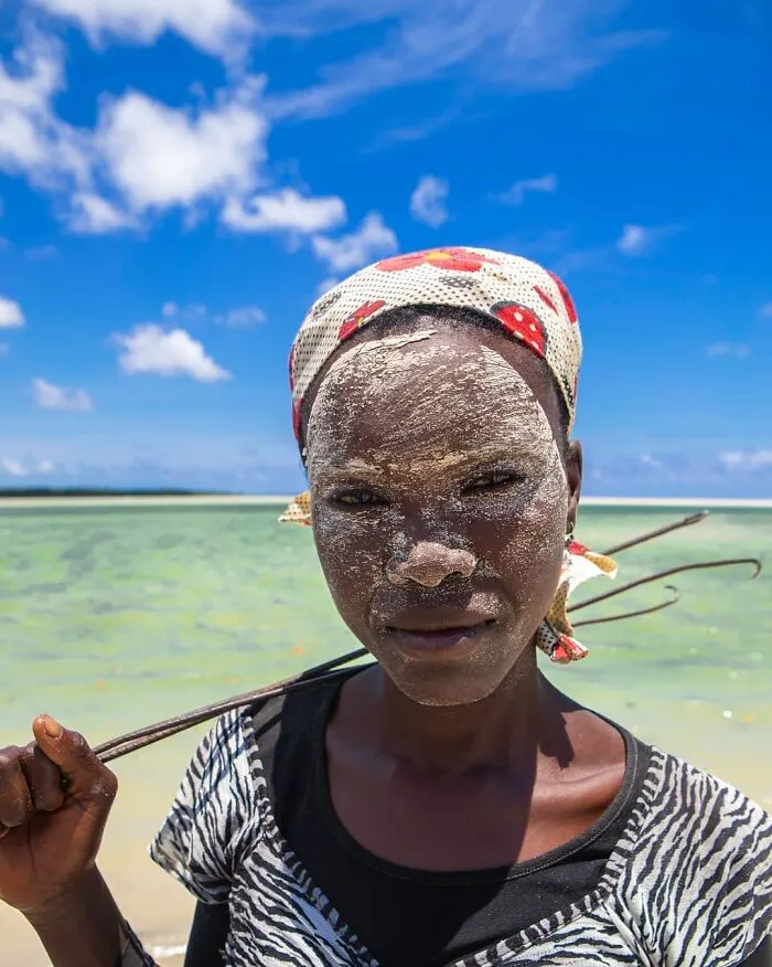 98 Photographs Showing The Radiance Of People Living In Mozambique, By Bruno Pedro