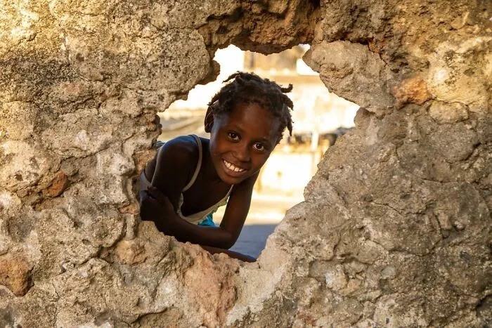 98 Photographs Showing The Radiance Of People Living In Mozambique, By Bruno Pedro
