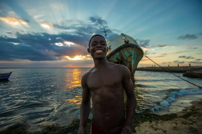98 Photographs Showing The Radiance Of People Living In Mozambique, By Bruno Pedro