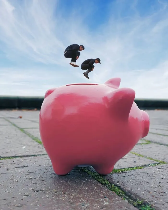 This Photographer Captured 40 Photographs Which Perfectly Show The Power Of Perspective