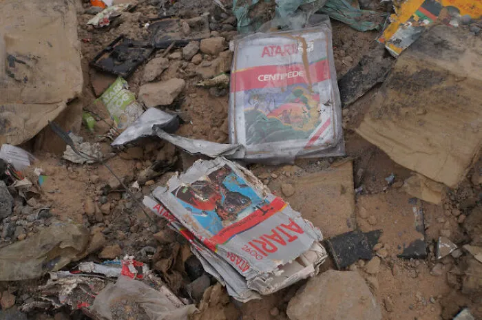 Thousands Of Copies Of E.T. For Atari Were Buried In The Desert